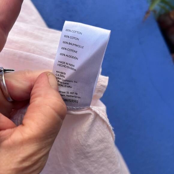 urban outfitters pintucked cropped balloon sleeved top - Picture 4 of 5